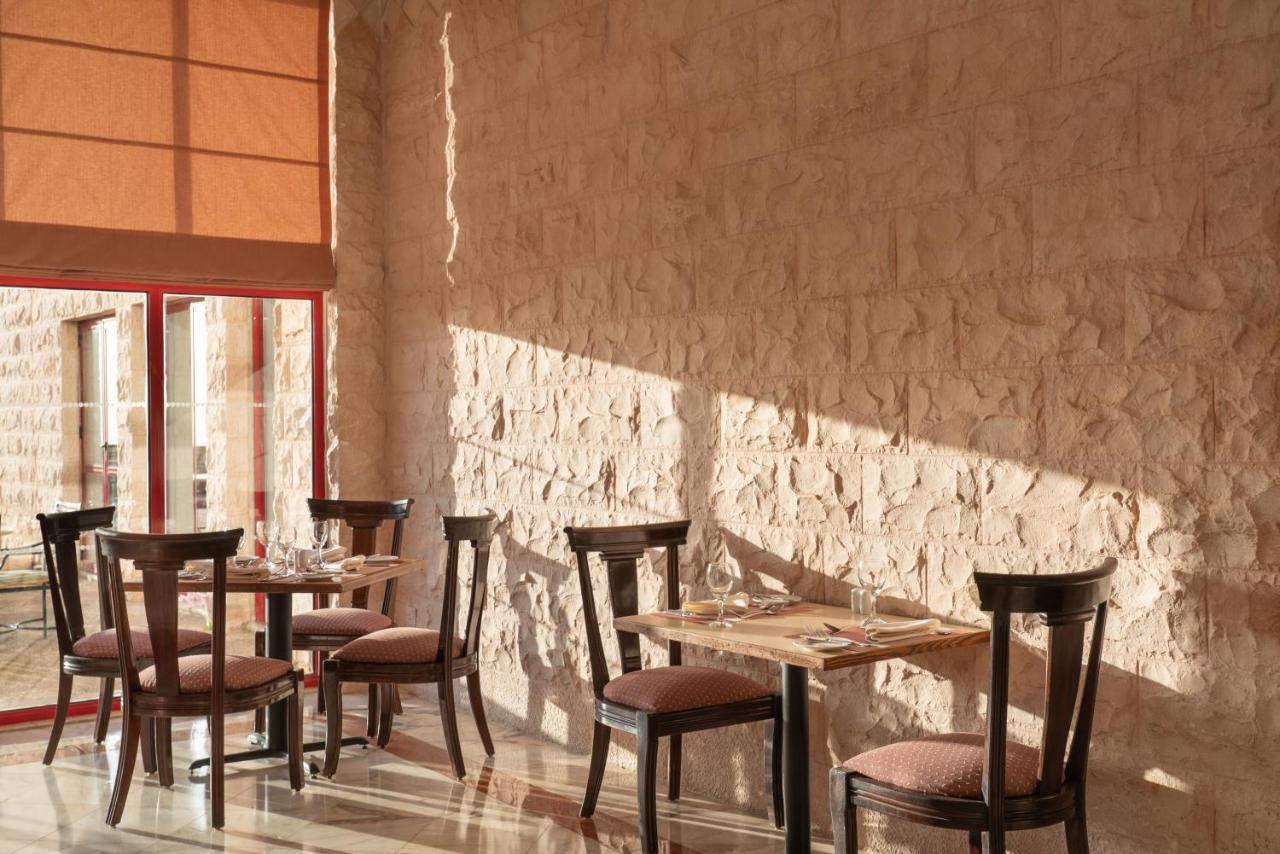 Grand Mercure Petra Wadi Musa Eksteriør bilde
