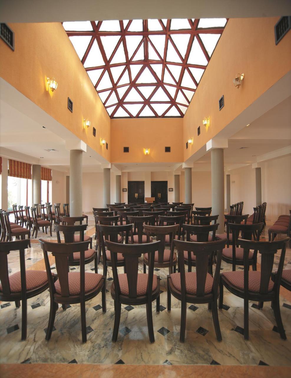 Grand Mercure Petra Wadi Musa Eksteriør bilde